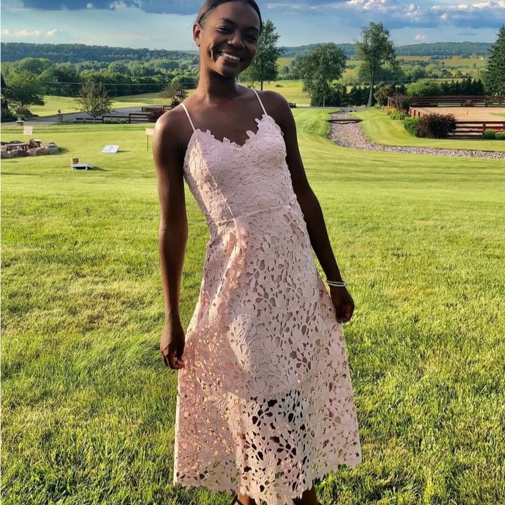 Elegant Pink Lace Dress